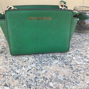 Michael Kors Selma mini Saffiano Crossbody